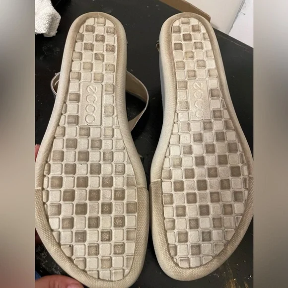 Ecco Metallic Silver Women's Sandals soft leather size 41 - Picture 5 of 7